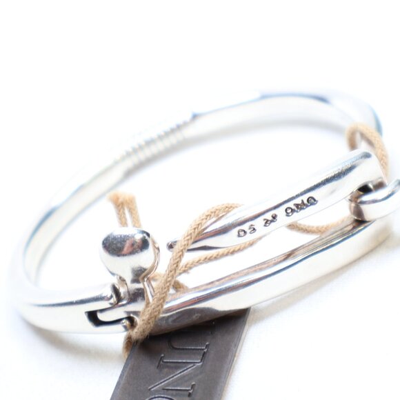 Uno de 50 Silver Tone Puzzling Curious Bangle Bracelet $155 - Picture 5 of 6